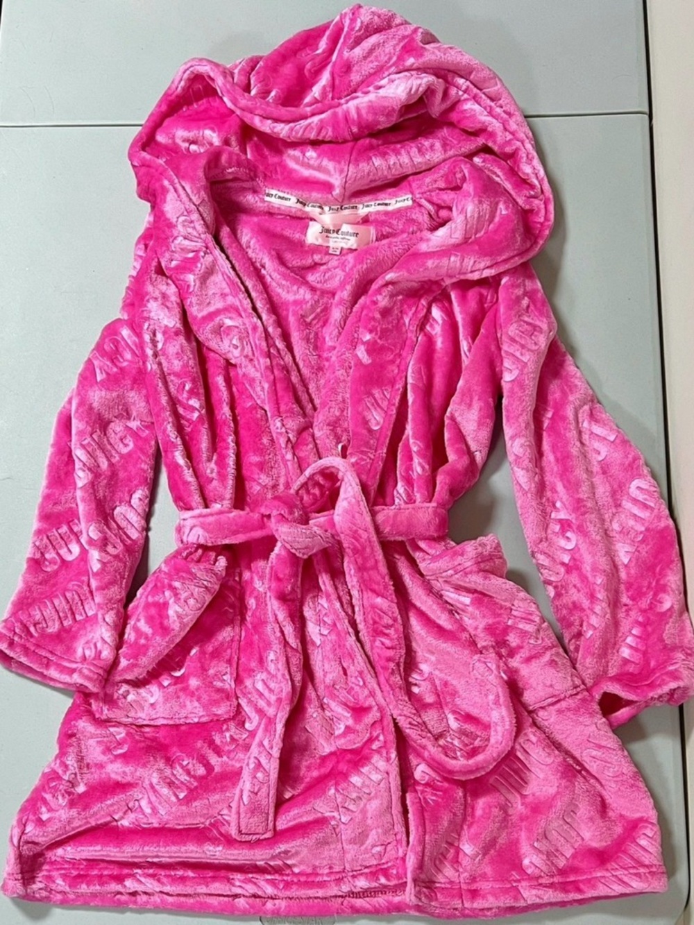 Juicy Couture Hot Pink Y2K Plush Belted Hooded Spa Robe Bathrobe Size S/M 👑✨